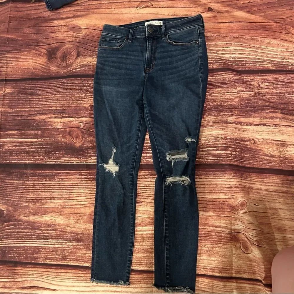 Women’s Abercrombie & Fitch The Super Skinny Ankle Midrise 6S / 28
